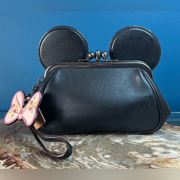 Disney x Coach Minnie Mouse Ears Framed Kiss-lock Clutch Limited Edition F30212